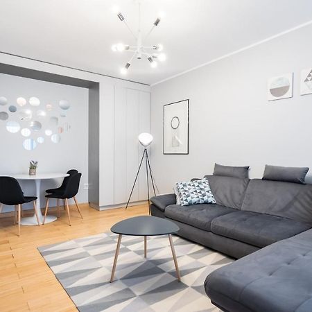 Happy Bubble I Timpuri Noi 1Br Apt 4 Ppl Bukarest Eksteriør billede