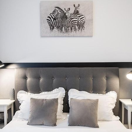 Happy Bubble I Timpuri Noi 1Br Apt 4 Ppl Bukarest Eksteriør billede