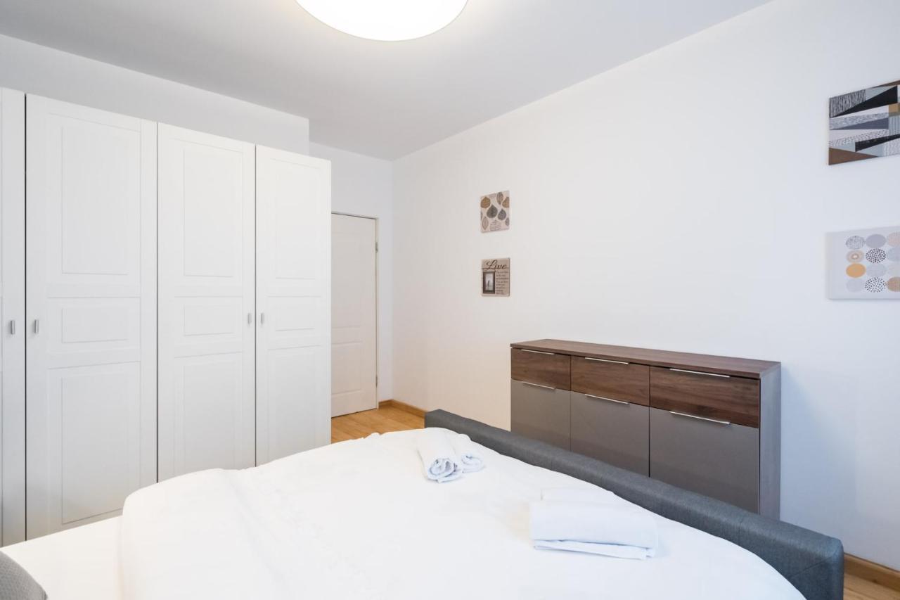 Happy Bubble I Timpuri Noi 1Br Apt 4 Ppl Bukarest Eksteriør billede